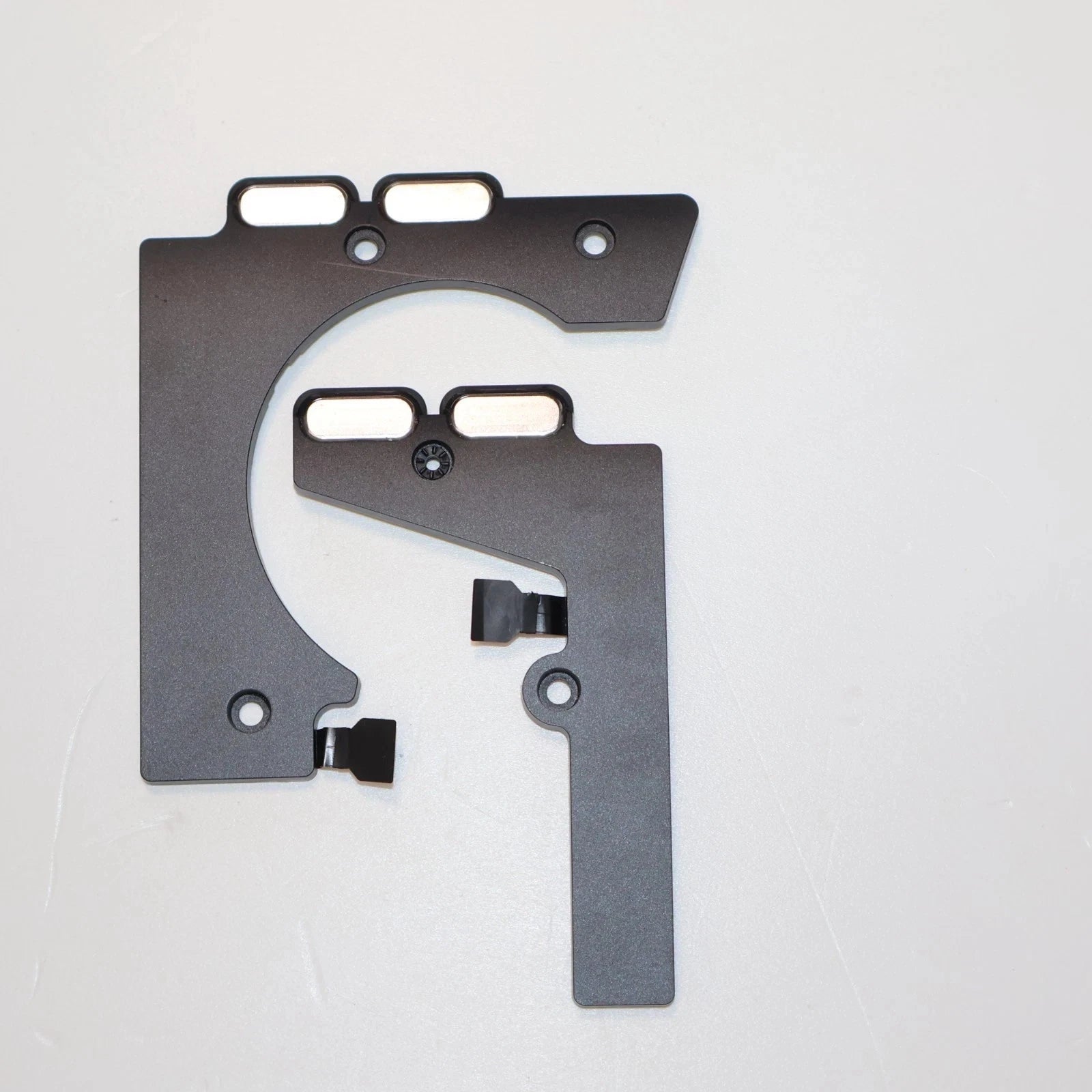 Apple MacBook Pro 13" M1 A2338 EMC 3578 Internal Speakers Left & Right – Used